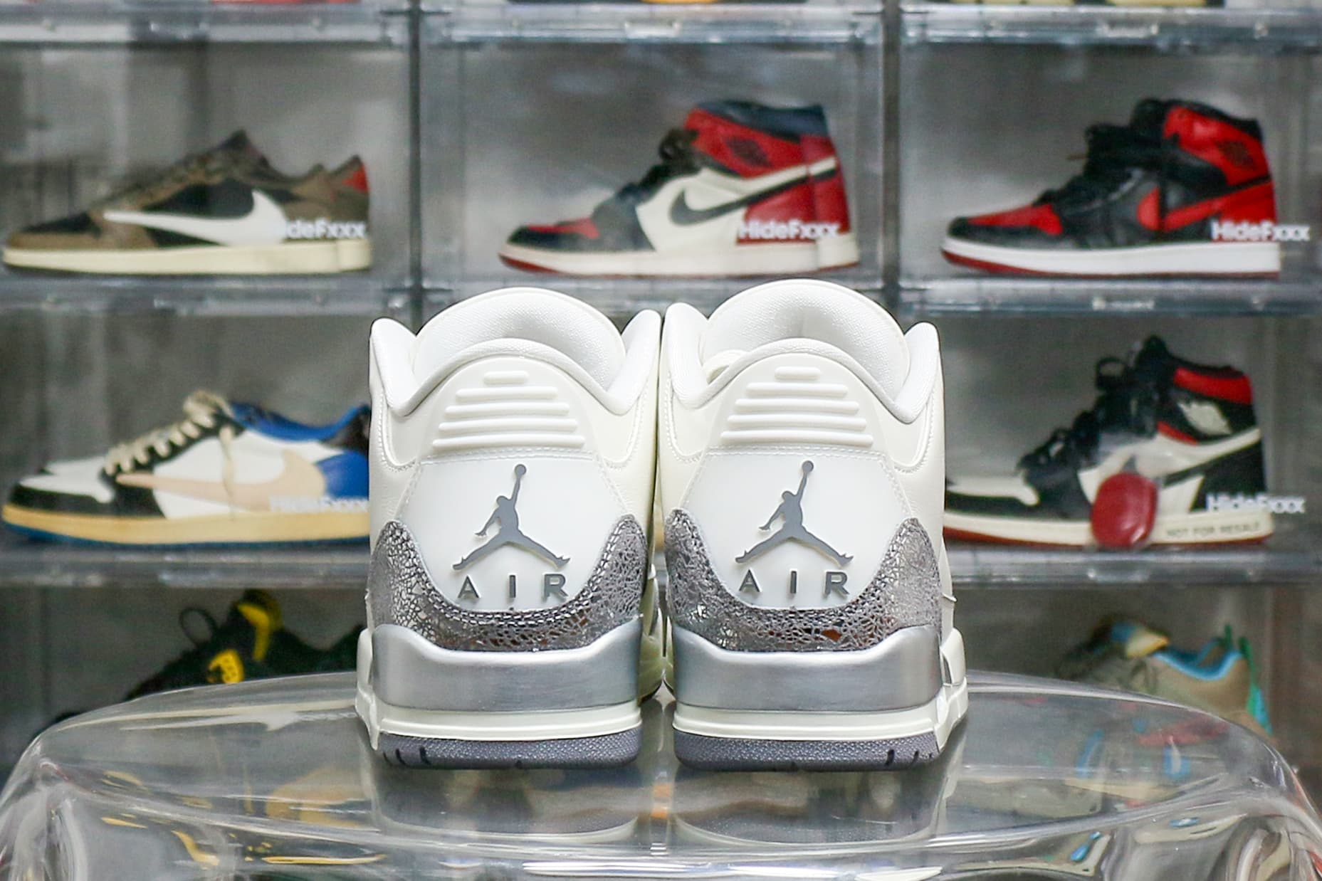 Air Jordan 3 Retro Sail Cement Grey 2025 (Ln5 A1)