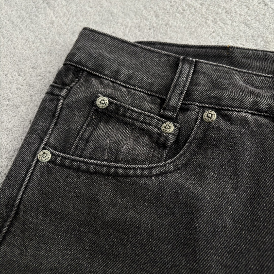 Ch*0me He**ts white crosses pants