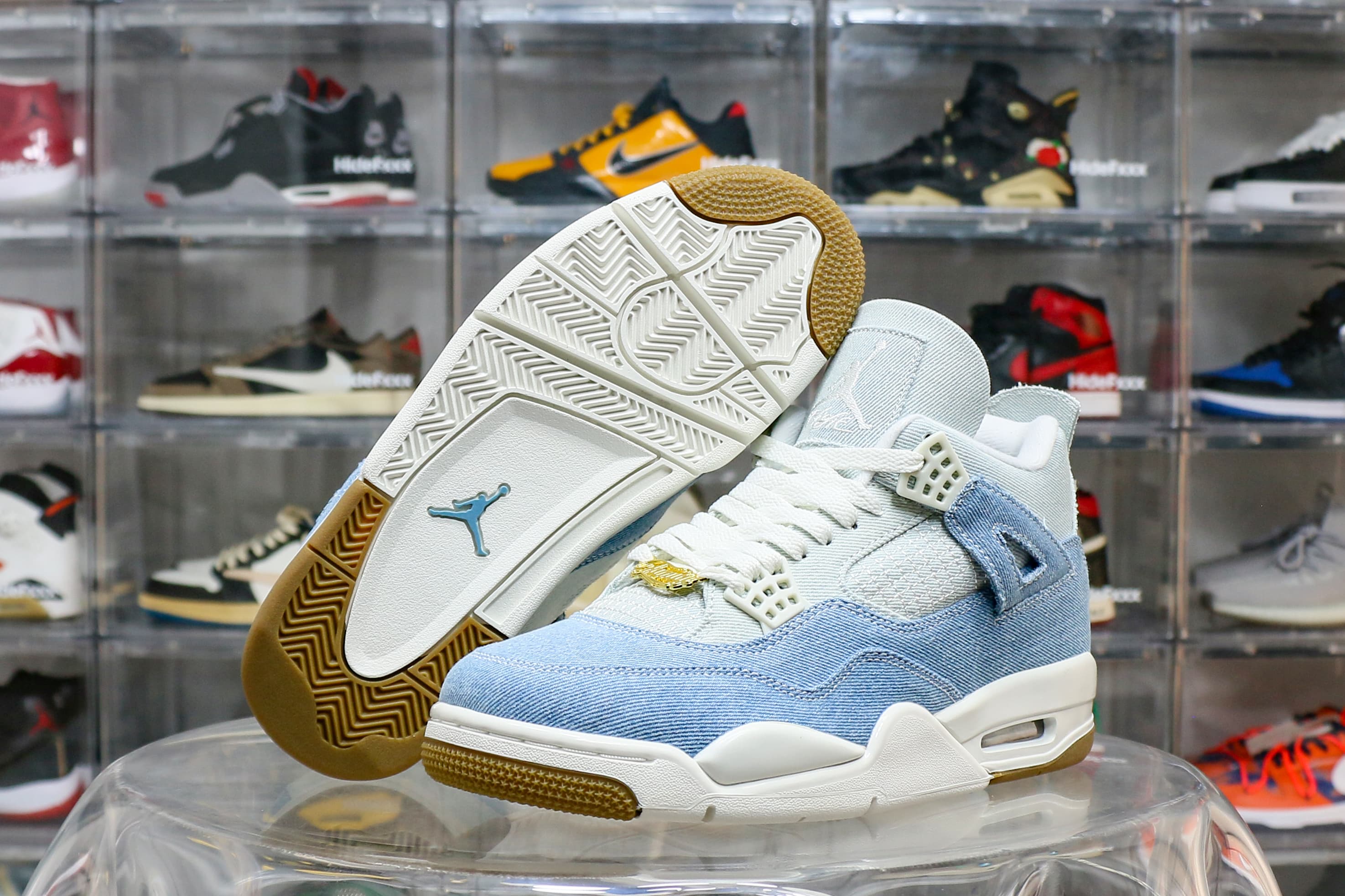 Air Jordan 4 “Denim” 2025