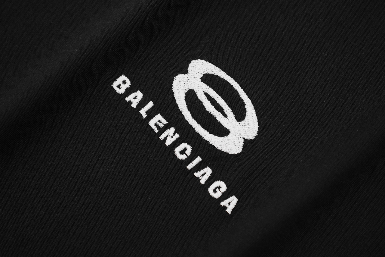 Balanciag@ Unity Sports Icon T-Shirt Oversized in faded black and white Tee