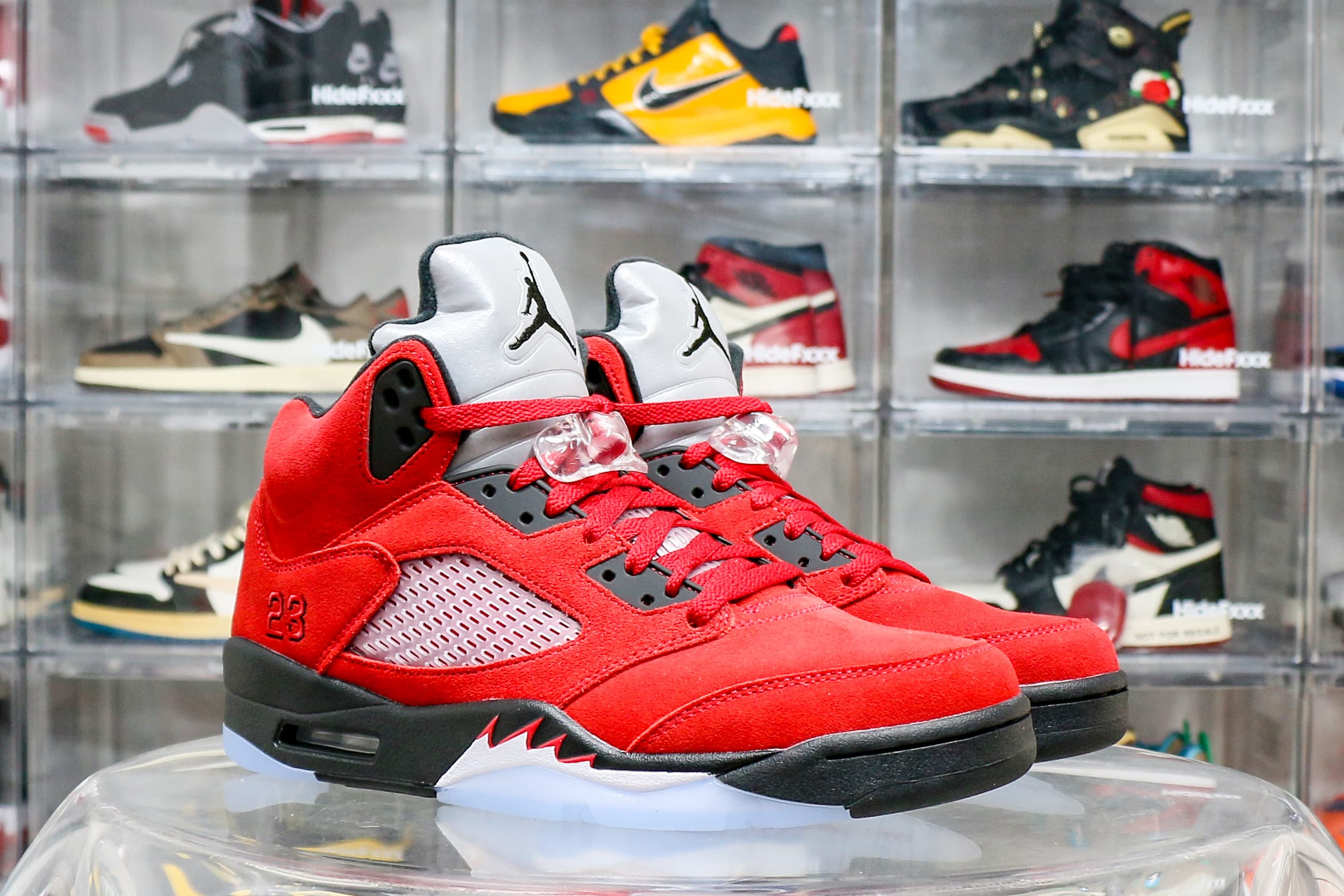 Air Jordan 5 Retro Raging Bull Red Suede