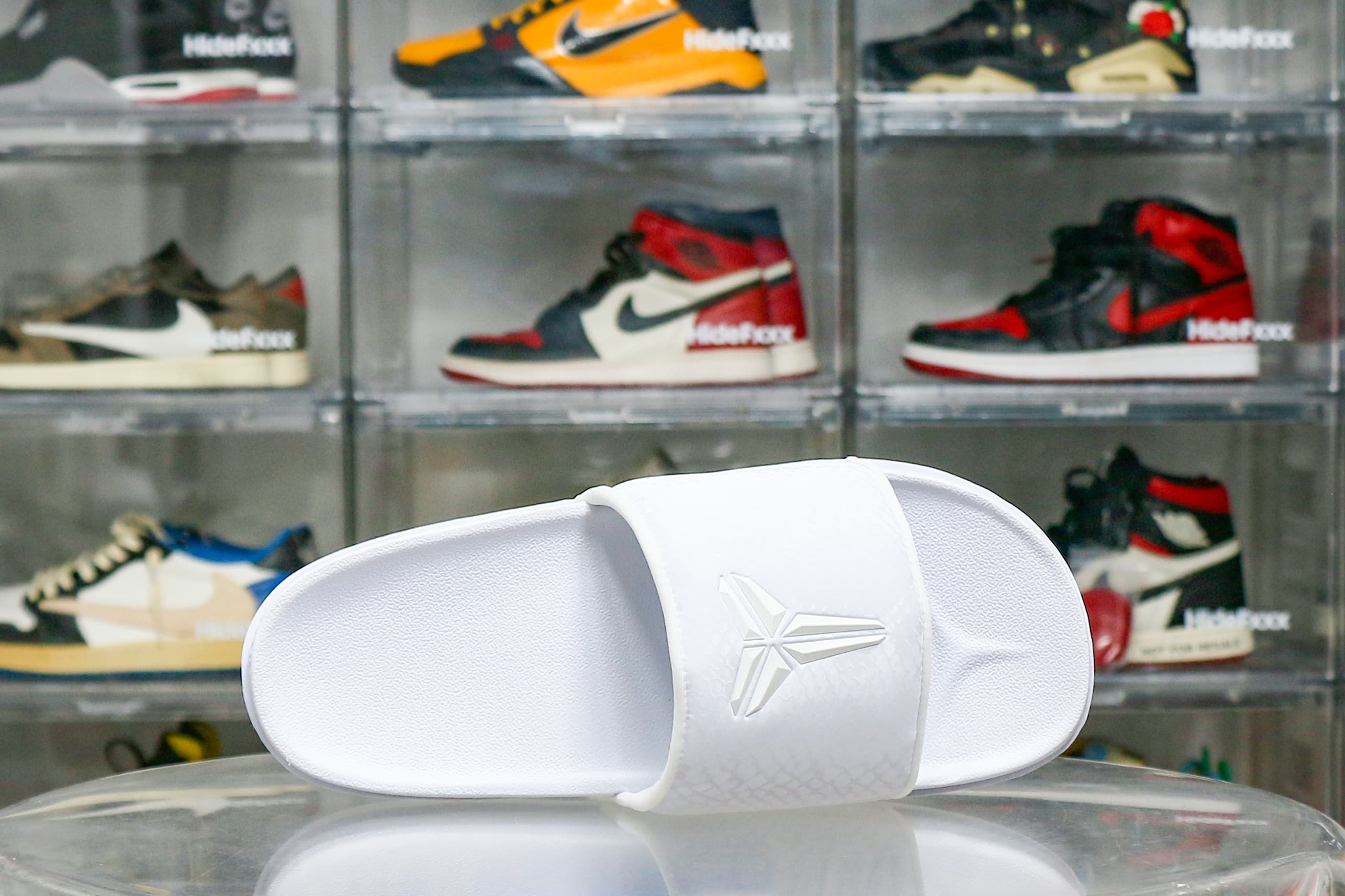 Nike Kobe Offcourt Slide Triple White(A1 Batch)