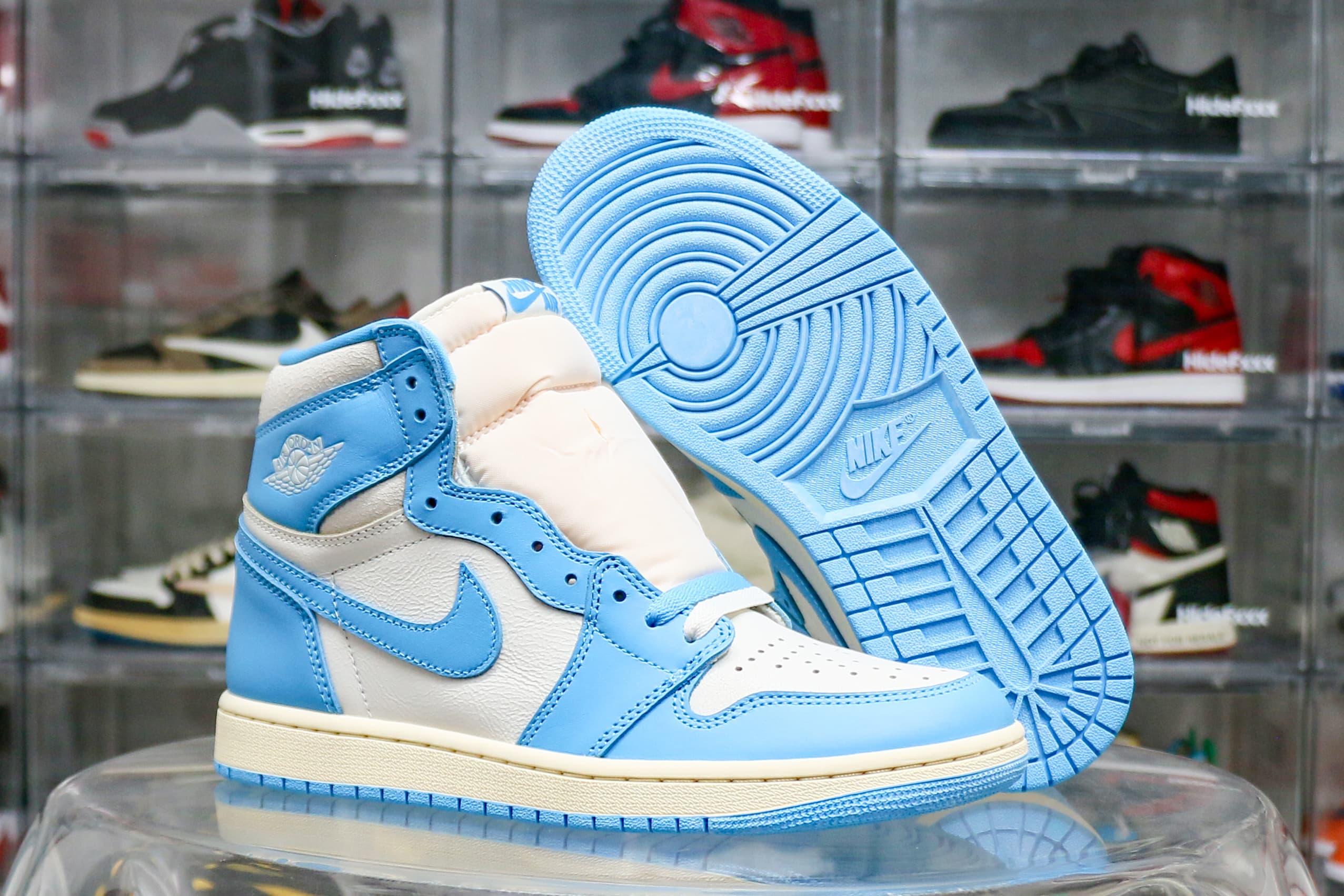 Jordan 1 Retro High OG UNC Reimagined 2025（Ln5 A1）