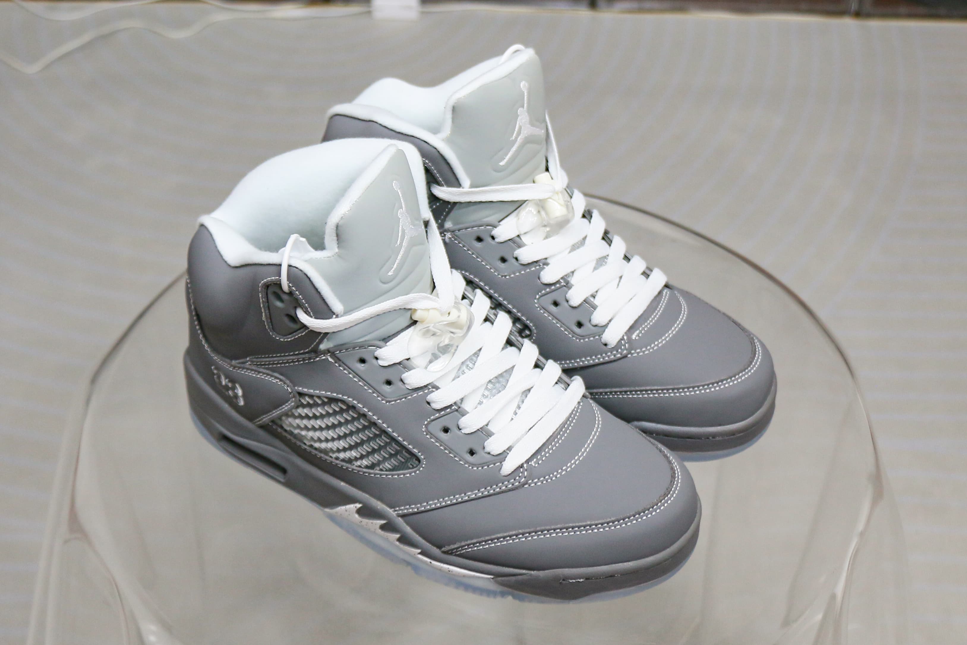 Air Jordan 5 Retro Wolf Grey 2011