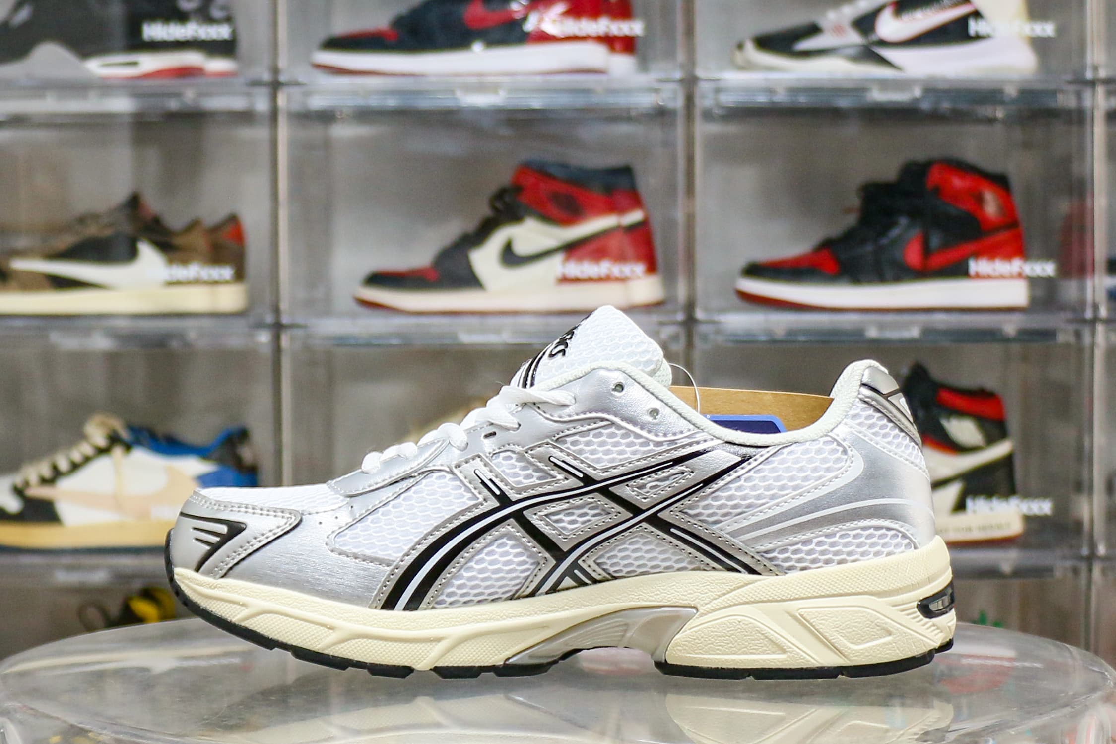 KITH × Asics Gel-1130 Cream/Scarab