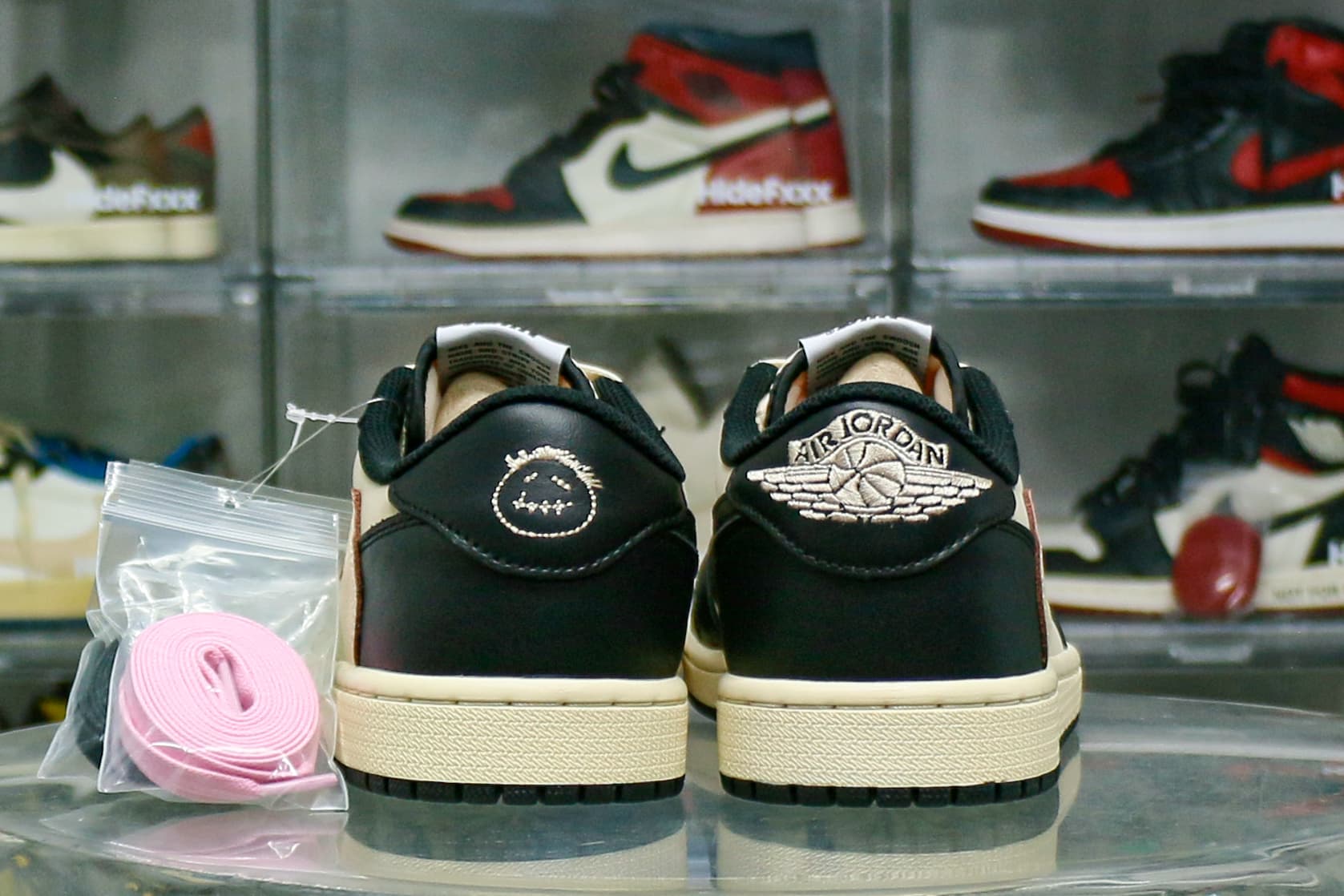 Travis Scott x Air Jordan 1 Retro Low OG Pale Vanilla Custom