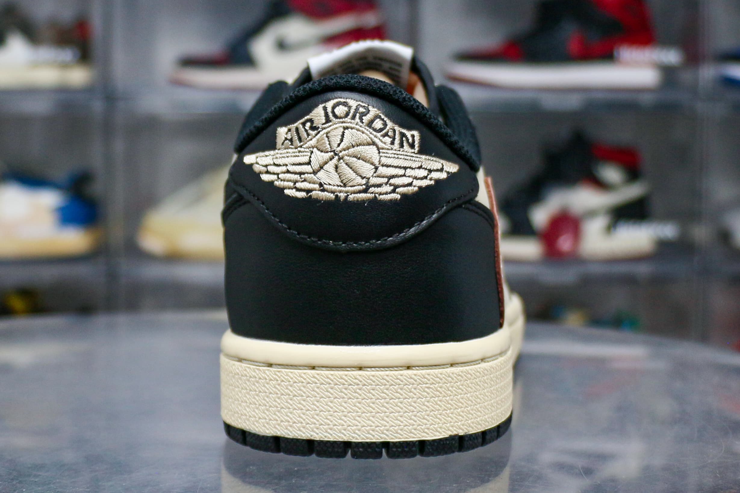 Travis Scott x Air Jordan 1 Retro Low OG Pale Vanilla Custom